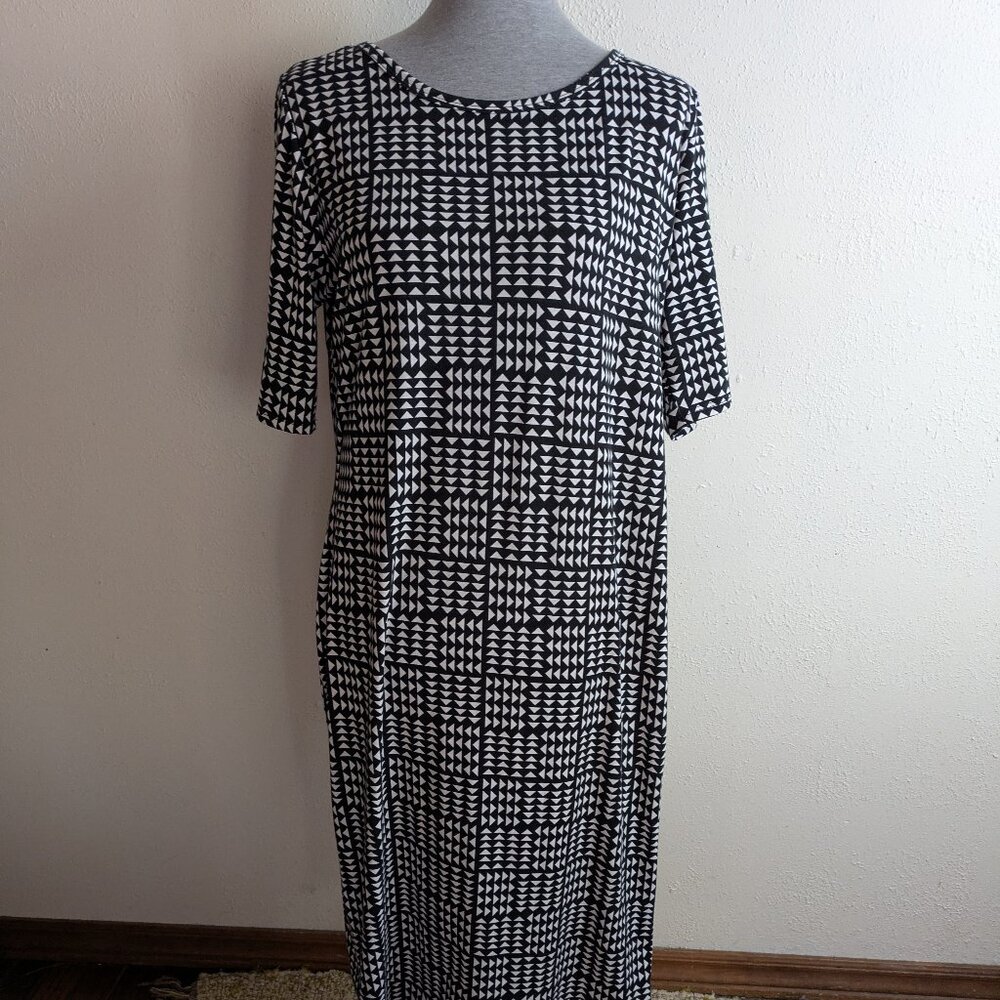 Triangle Print Midi Dress